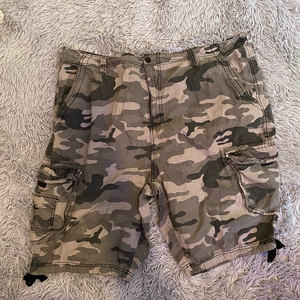 Men’s  Cargo  Shorts